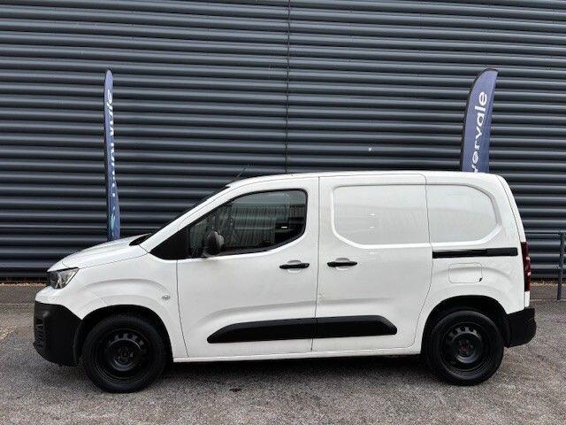 Peugeot Partner image 2